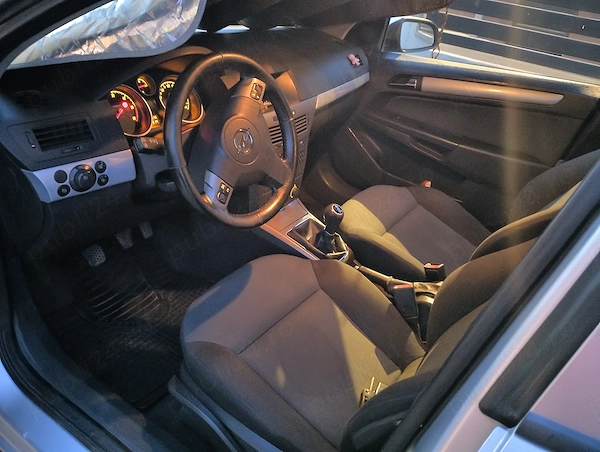 OPEL Astra 2006 — imagine 3