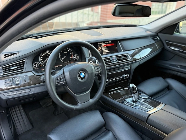 BMW 7 Series 2015 — imagine 5