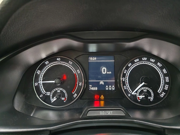 SKODA Scala 2020 — imagine 4