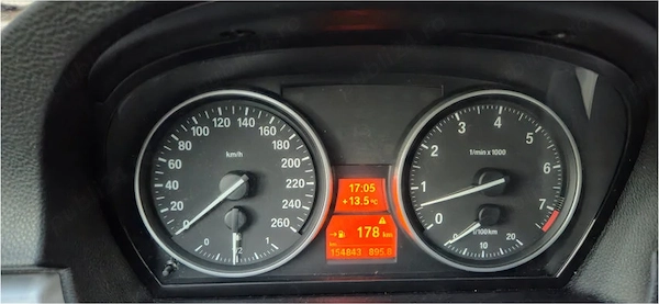 BMW 3 Series 2011 — imagine 6