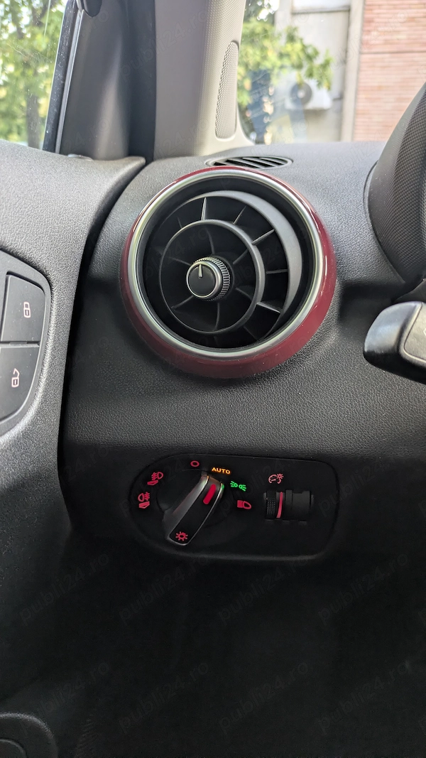AUDI A1 2012 — imagine 4