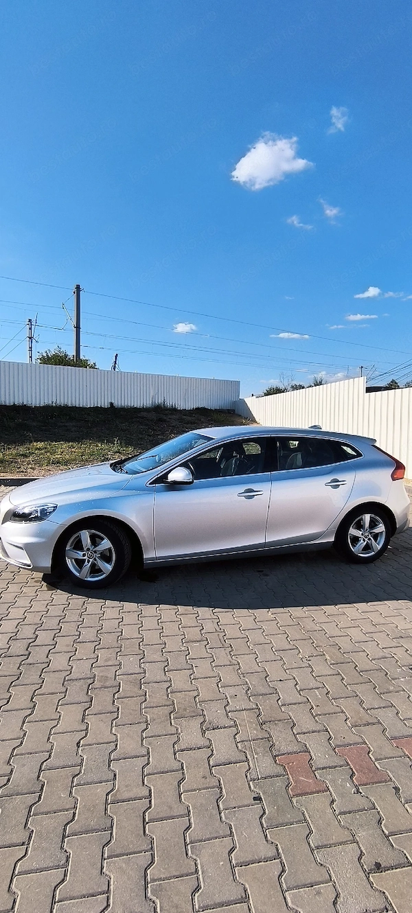 VOLVO V40 2013 — imagine 3