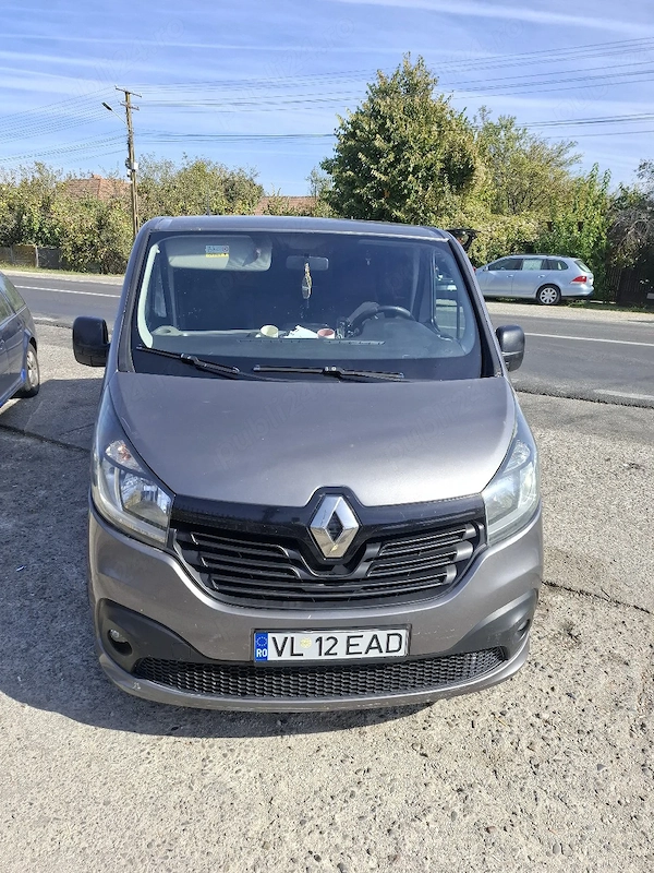 RENAULT Trafic