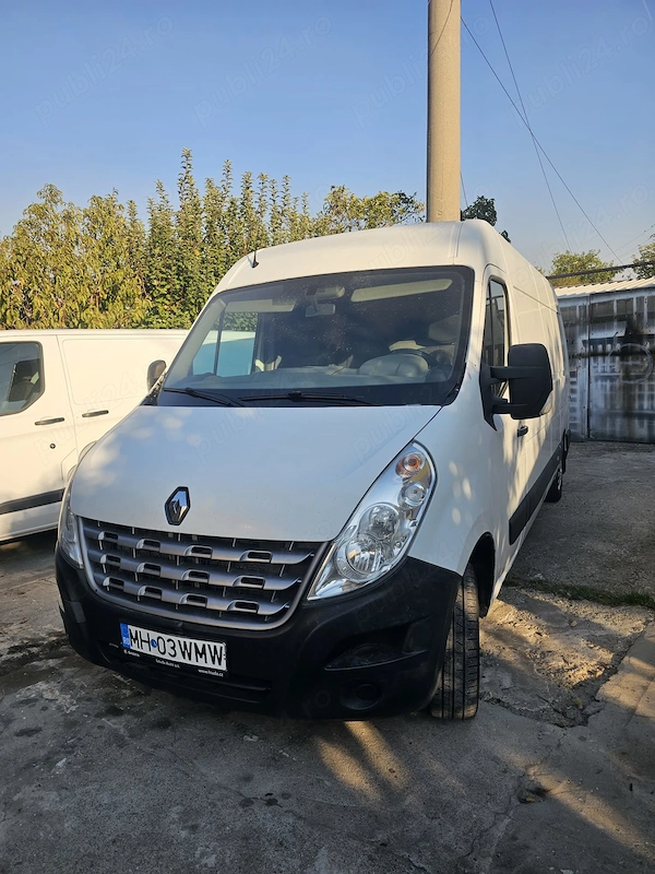 RENAULT Master