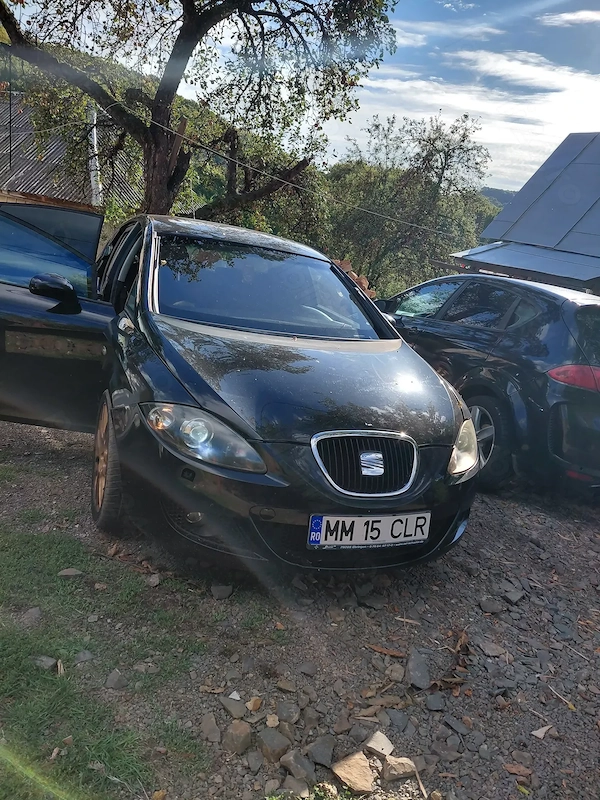 SEAT Leon 2005 — imagine 1