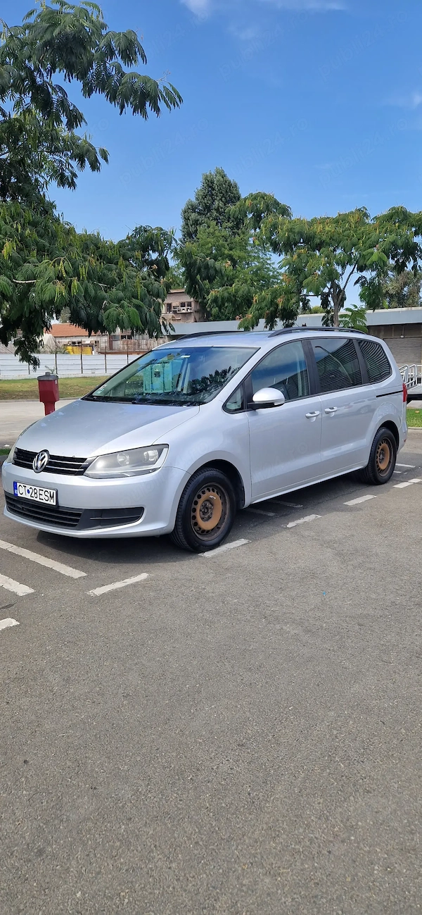 VOLKSWAGEN Sharan