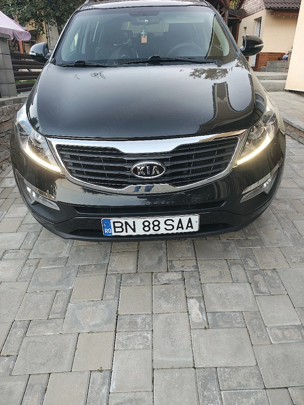 KIA Sportage 2012 — imagine 2