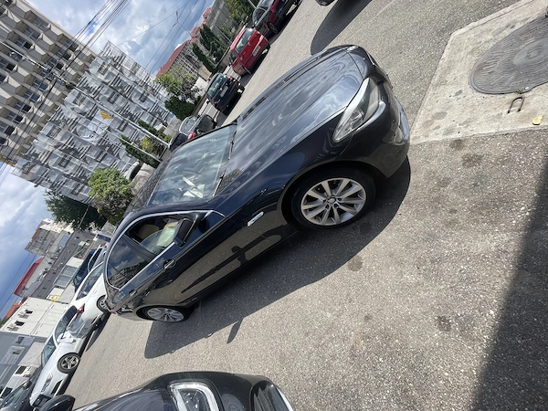 BMW 5 Series 2011 — imagine 5
