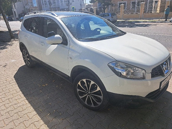 NISSAN Qashqai 2011 — imagine 3