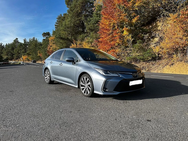 TOYOTA Corolla 2022 — imagine 3