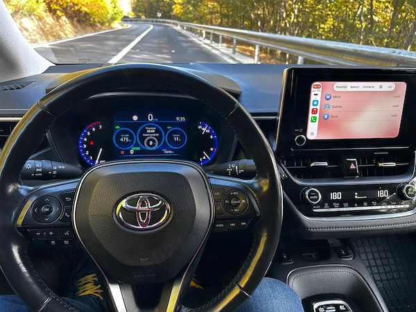 TOYOTA Corolla 2022 — imagine 7