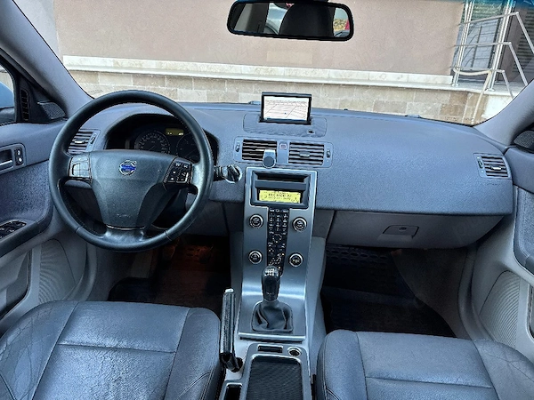 VOLVO V50 2010 — imagine 8