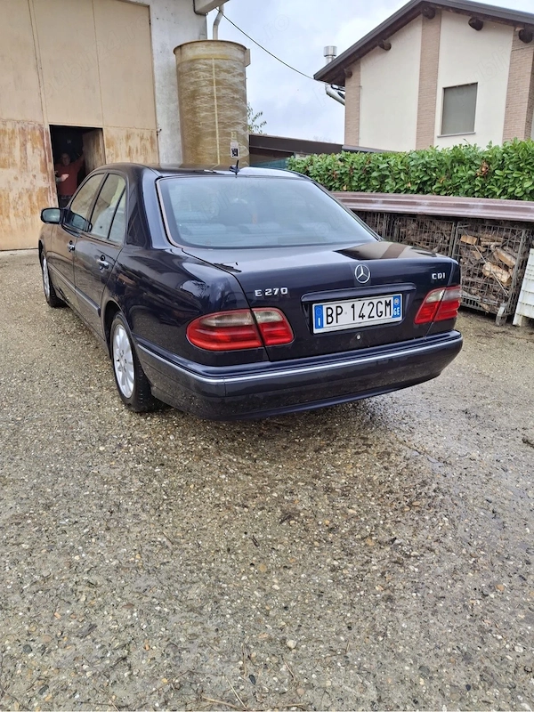 MERCEDES-BENZ E-Class 2000 — imagine 4