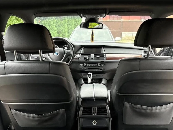 BMW X Series (Generic) 2011 — imagine 3