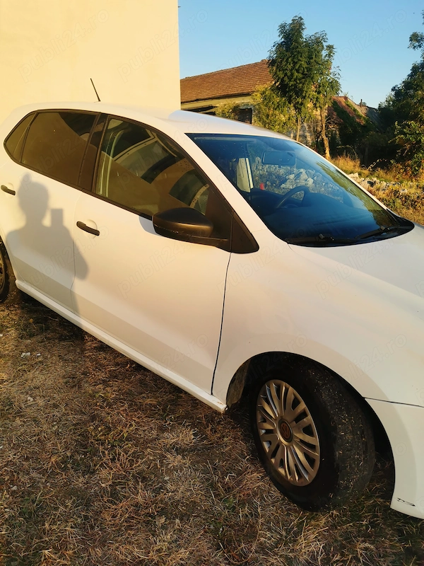 VOLKSWAGEN Polo 2010 — imagine 4