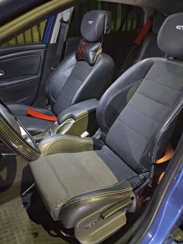 RENAULT Megane 2011 — imagine 5