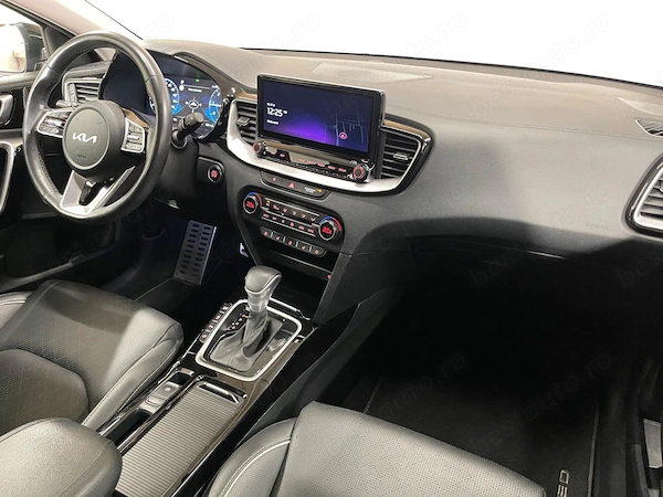 KIA Unknown Model 2023 — imagine 9