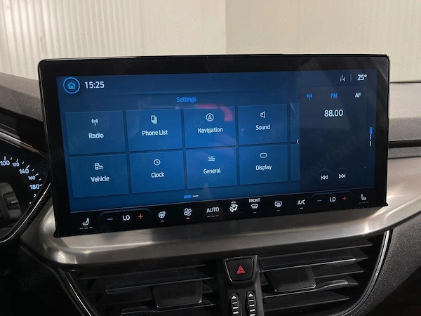 FORD Focus 2023 — imagine 20