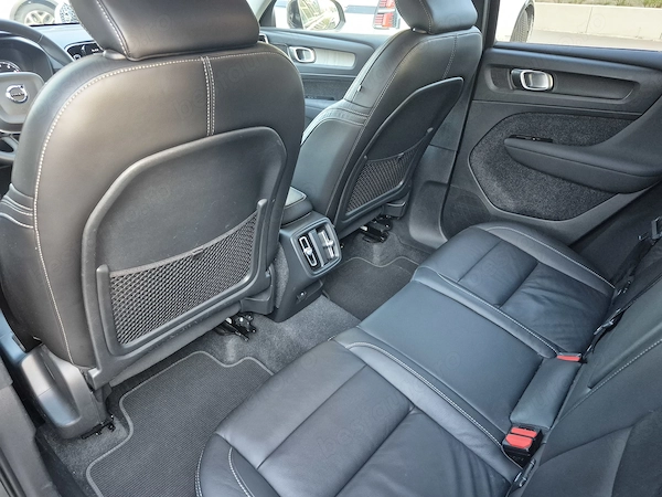 VOLVO XC40 2022 — imagine 6