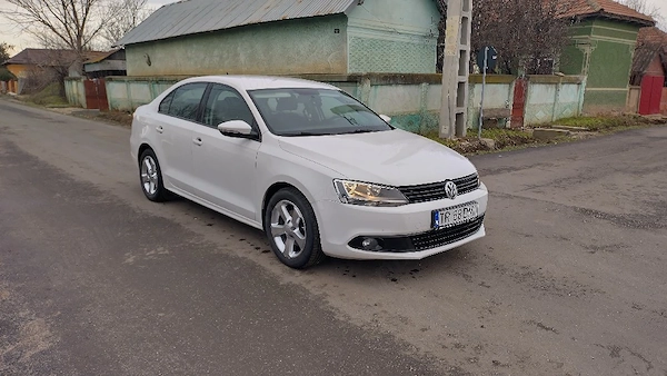 VOLKSWAGEN Jetta 2013 — imagine 2