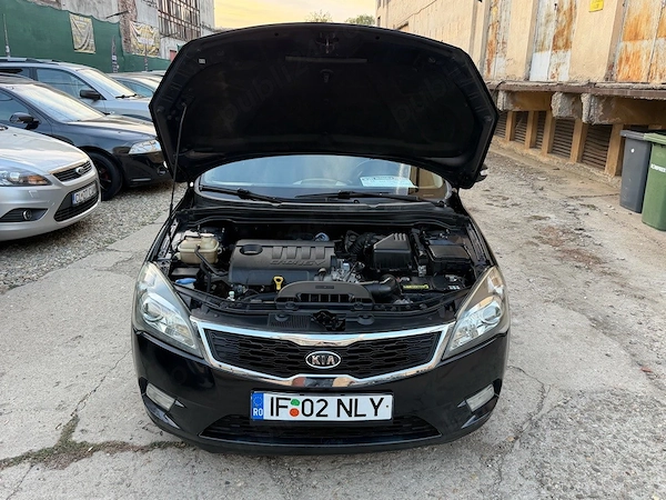 KIA Ceed 2010 — imagine 9