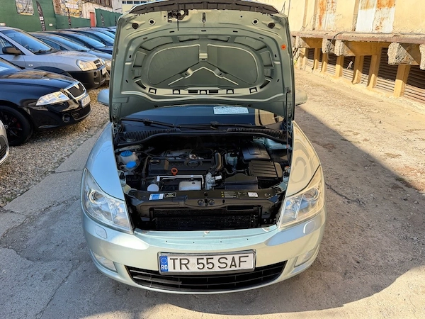 SKODA Octavia 2010 — imagine 8