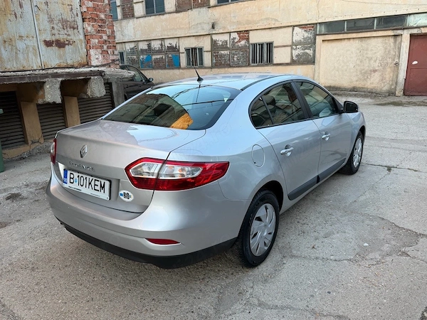 RENAULT Fluence 2011 — imagine 3