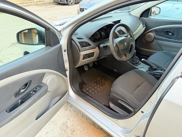 RENAULT Fluence 2011 — imagine 5