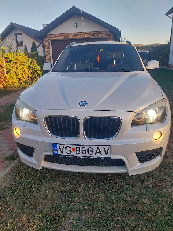 BMW iX1 2011 — imagine 7