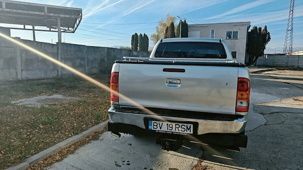 TOYOTA Hilux 2011 — imagine 3