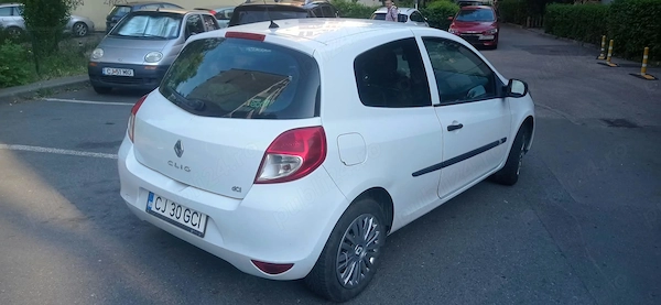 RENAULT Clio 2011 — imagine 3