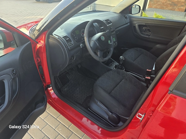 SKODA Fabia 2011 — imagine 9