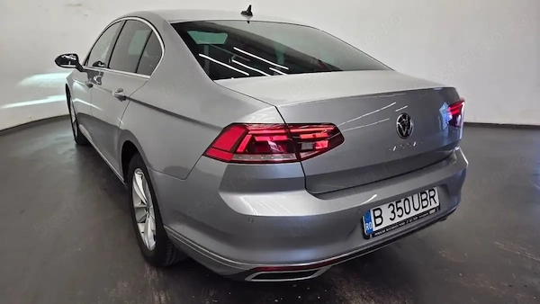 VOLKSWAGEN Passat 2022 — imagine 13