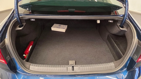 VOLKSWAGEN Passat 2022 — imagine 11