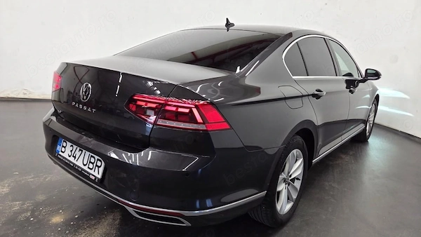 VOLKSWAGEN Passat 2022 — imagine 17