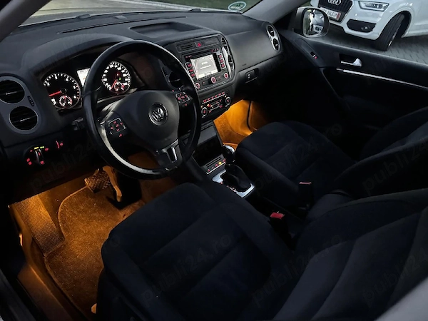 VOLKSWAGEN Tiguan 2012 — imagine 9