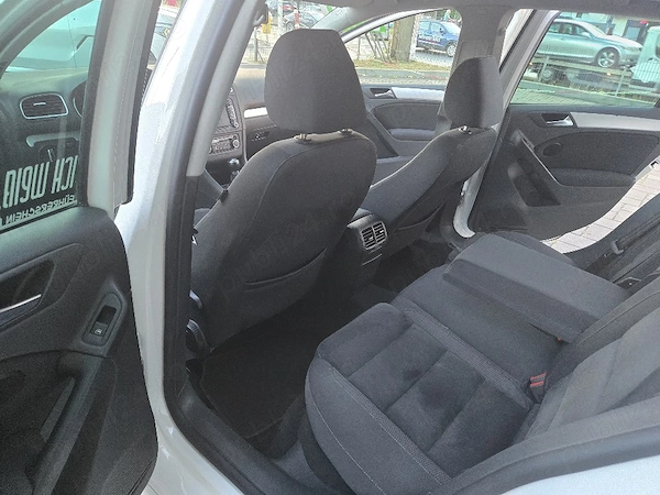 VOLKSWAGEN Golf 2010 — imagine 7