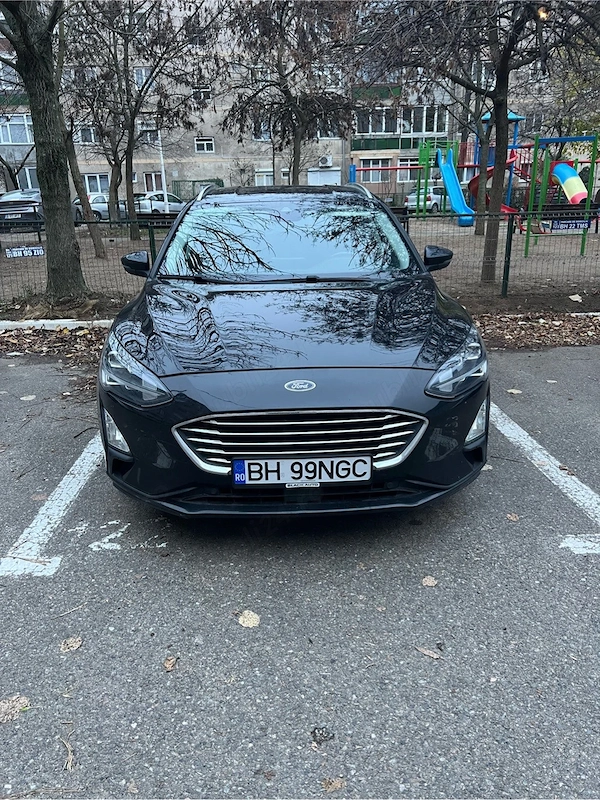 FORD Focus 2020 — imagine 5