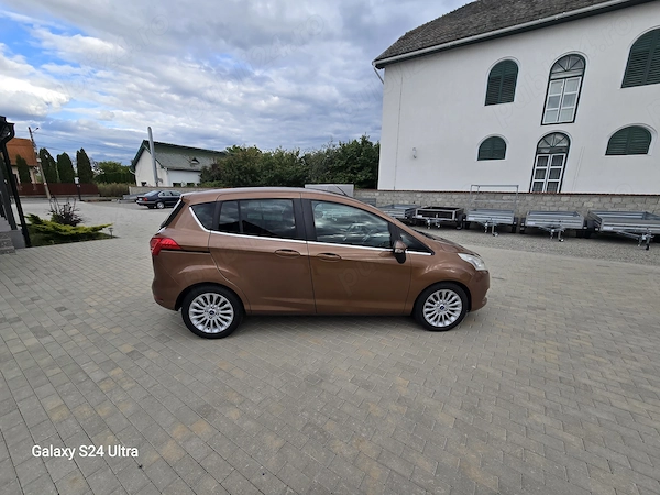 FORD Unknown Model 2012 — imagine 11