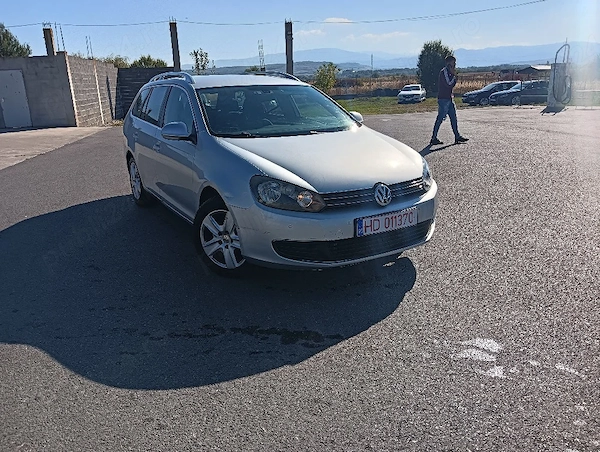 VOLKSWAGEN Golf 2011 — imagine 2