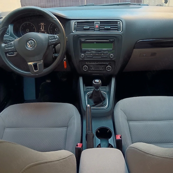 VOLKSWAGEN Jetta 2011 — imagine 2