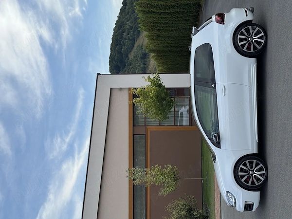 VOLKSWAGEN Golf 2011 — imagine 4