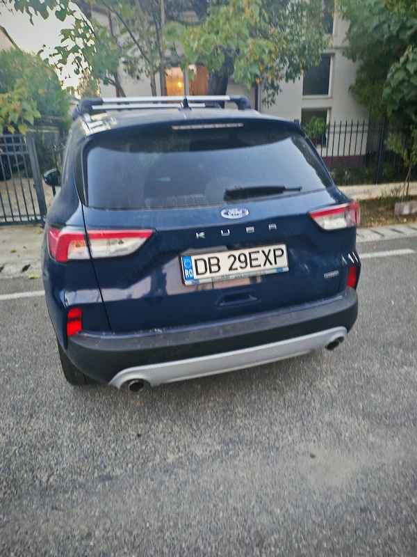 FORD Kuga 2023 — imagine 8