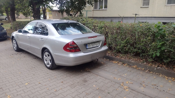 MERCEDES-BENZ E-Class 2003 — imagine 3
