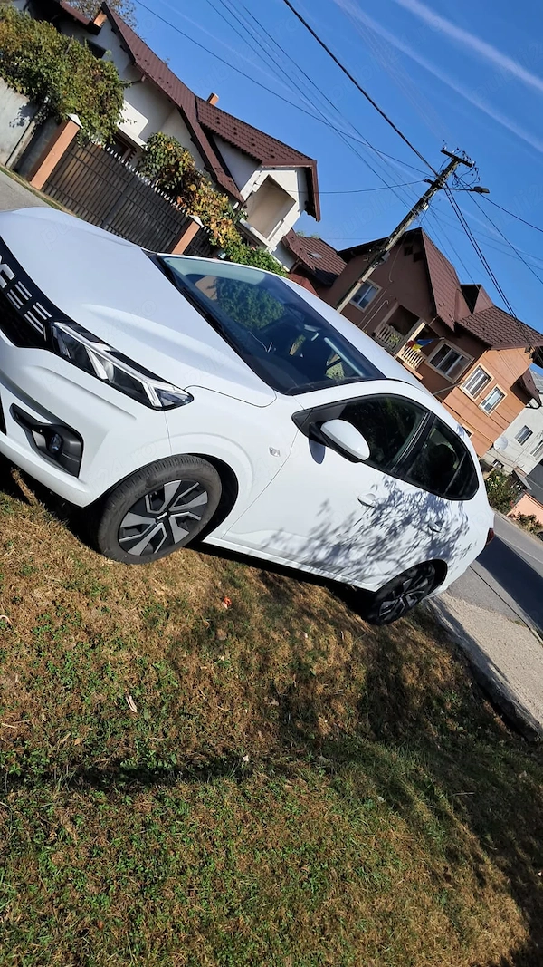 DACIA Logan 2024 — imagine 2