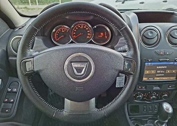 DACIA Duster 2016 — imagine 9