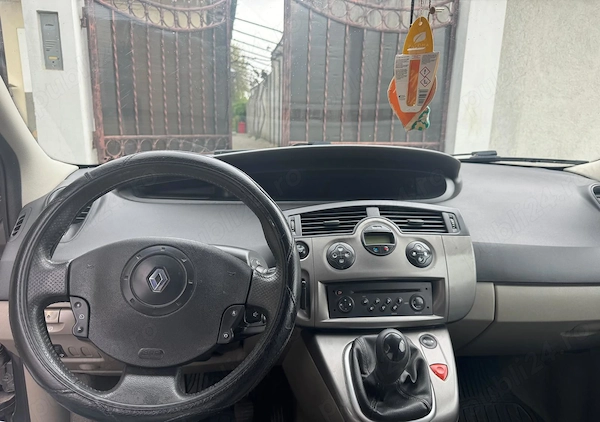 RENAULT Scenic 2006 — imagine 3