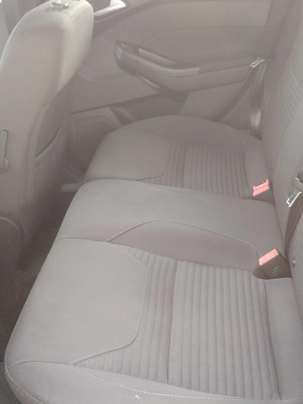 FORD Focus 2015 — imagine 10