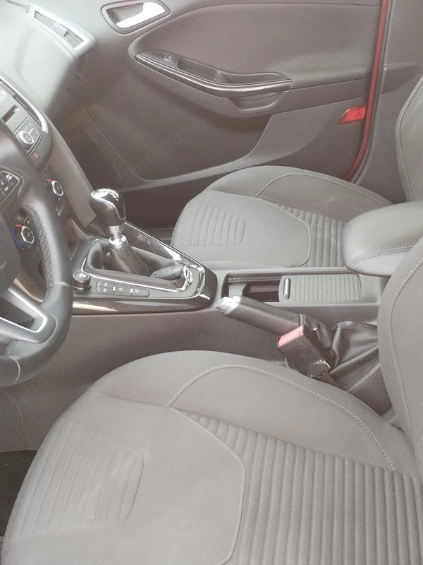 FORD Focus 2015 — imagine 9