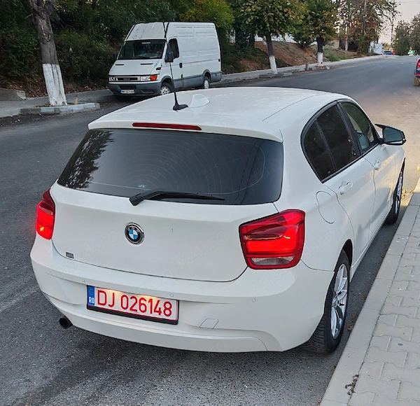 BMW 1 Series 2012 — imagine 5